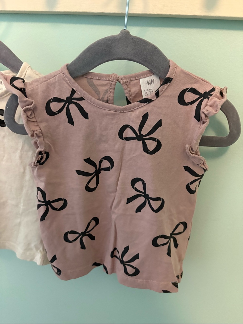 H&M Bow Print Ruffled Sleeve Tops - Picture 4 of 6